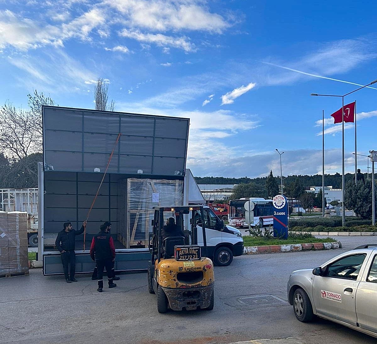 ALMANYA WRM 26 CNC JANT TORNA MAKİNESİ SEVKİYATIMIZ