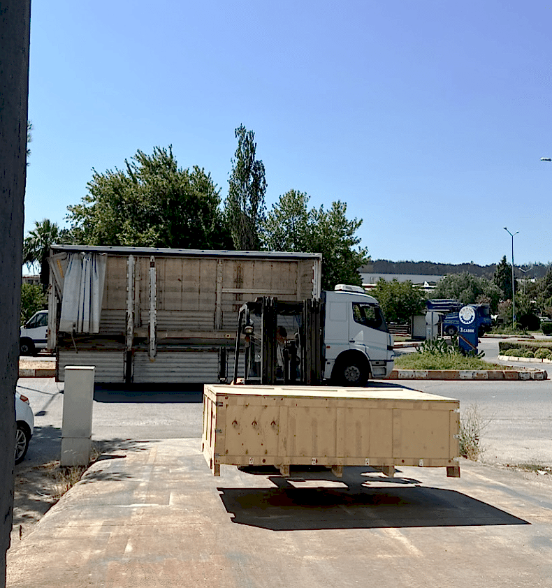 KÜTAHYA'YA ŞASE ÇEKTİRME MAKİNESİ SEVKİYATI